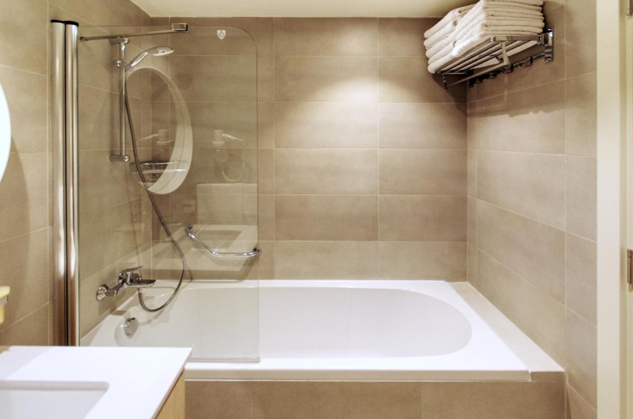 Mvp - Waterfront Apartman