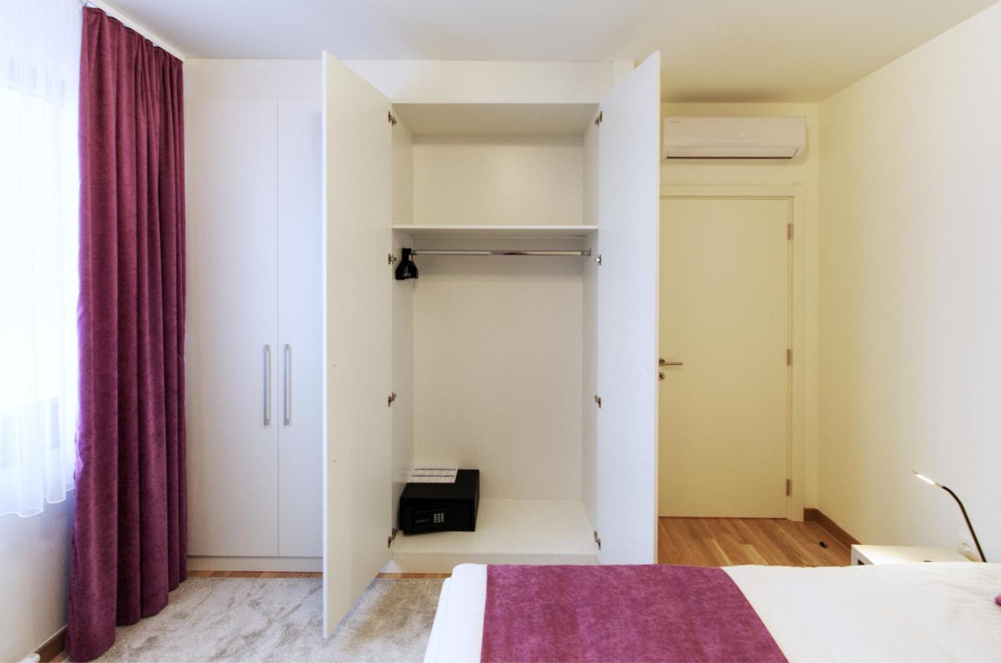 Mvp - Waterfront Apartman *